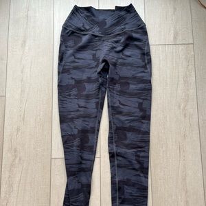 Alphalete Surface Power Legging